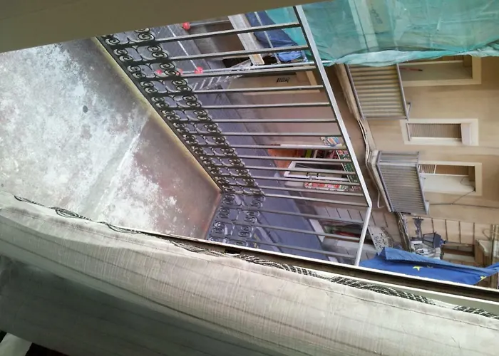 Hostal Nou Raval Barcelona